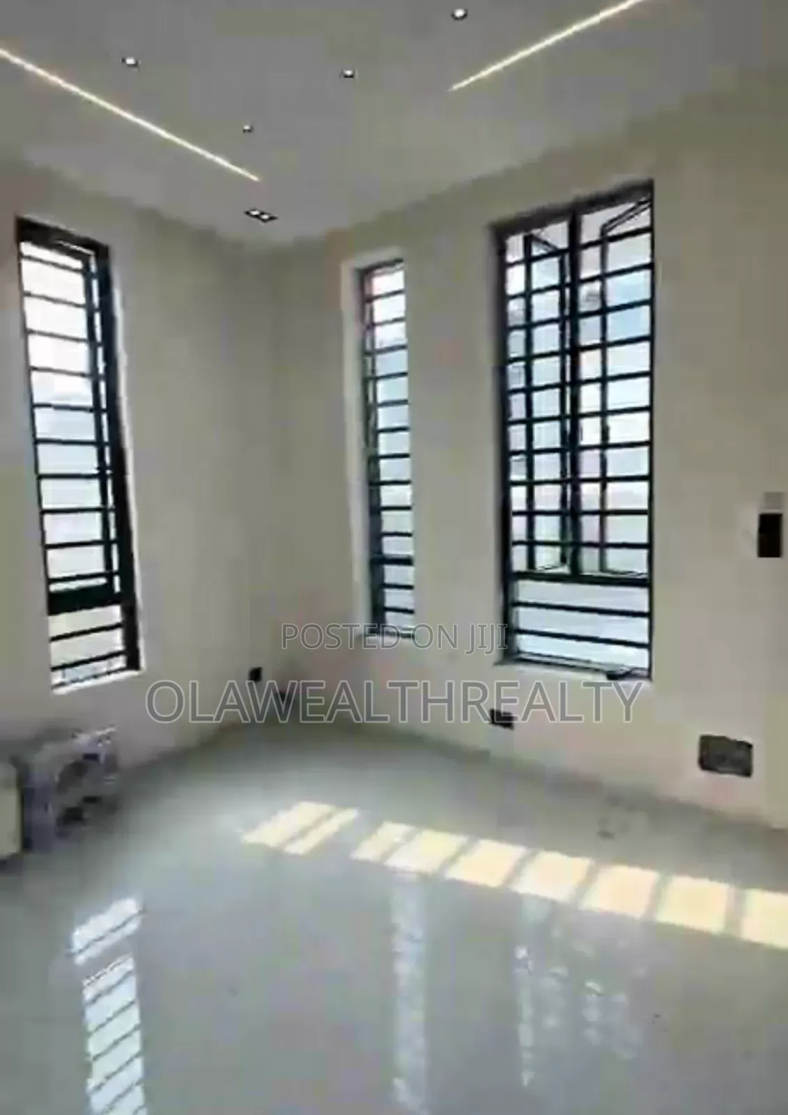 4bdrm Duplex in Off Lekki-Epe Expressway for sale