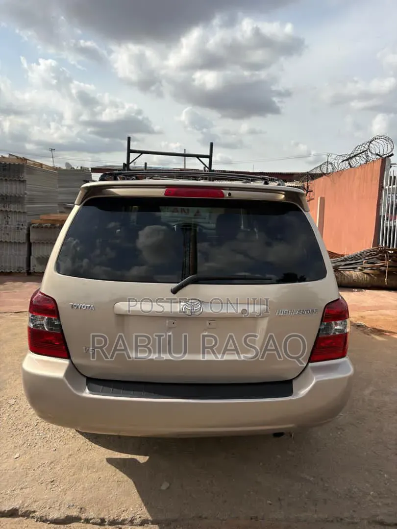 Toyota Highlander 2007 Gold