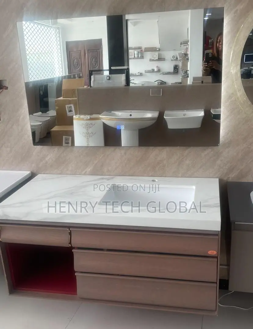 Marble Cabinet Basin With Mirrors