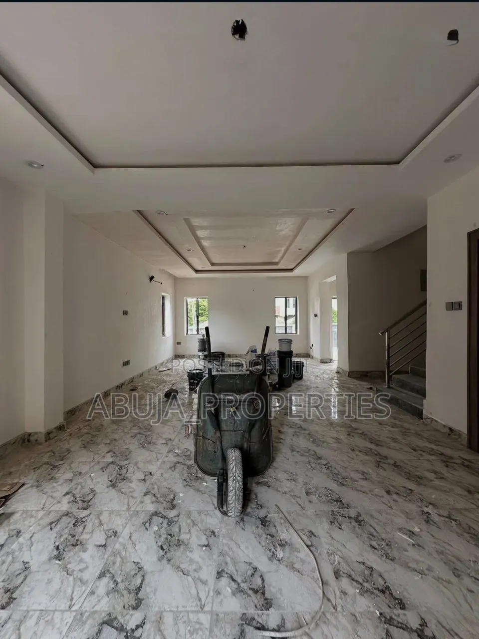 4bdrm Duplex in Utako for sale