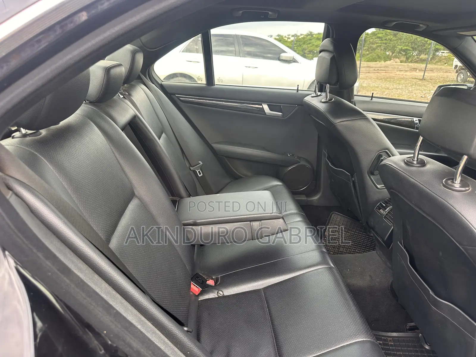 Mercedes-Benz C300 2012 Black