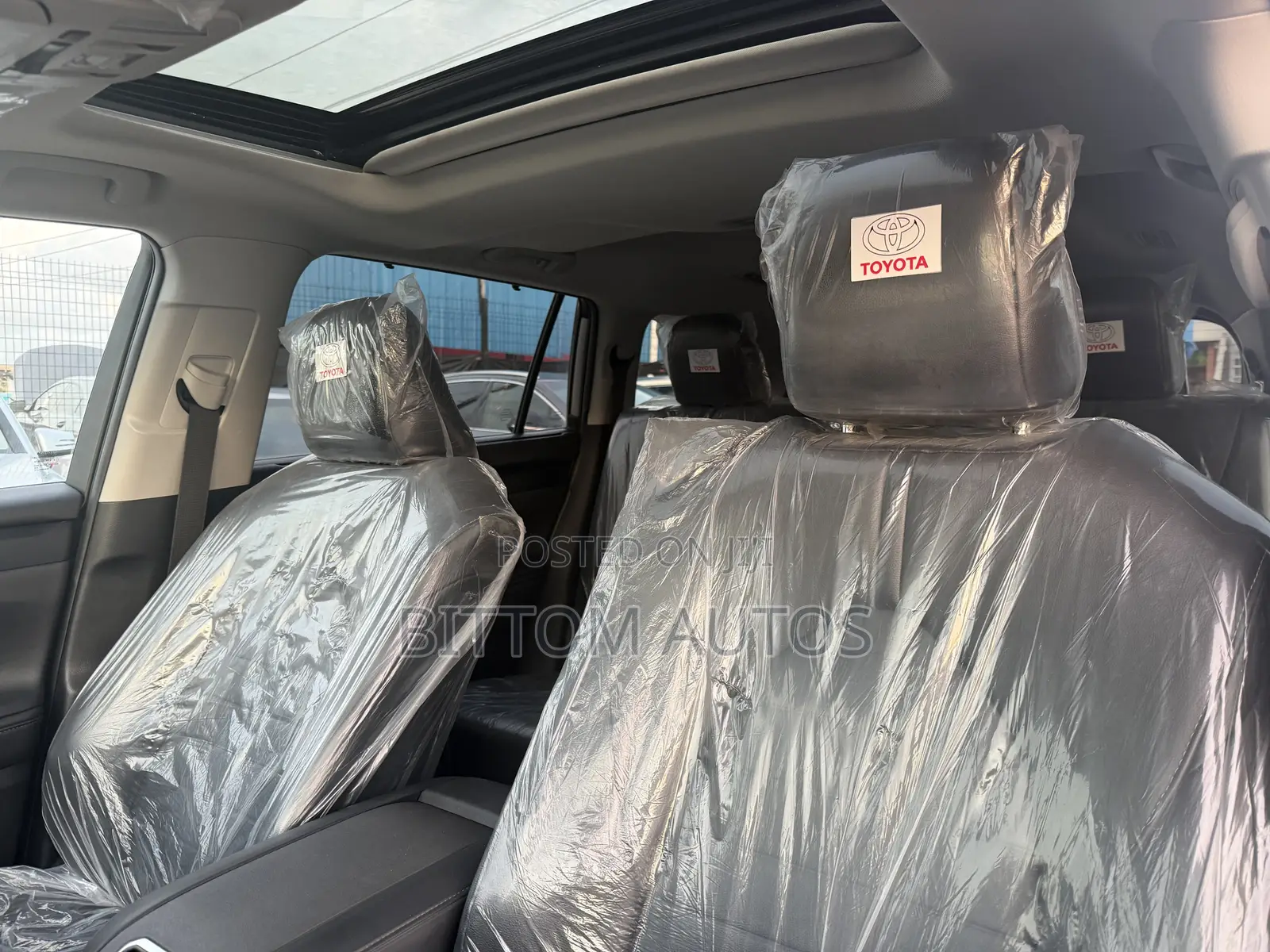 Toyota Highlander XLE 2021 Gray