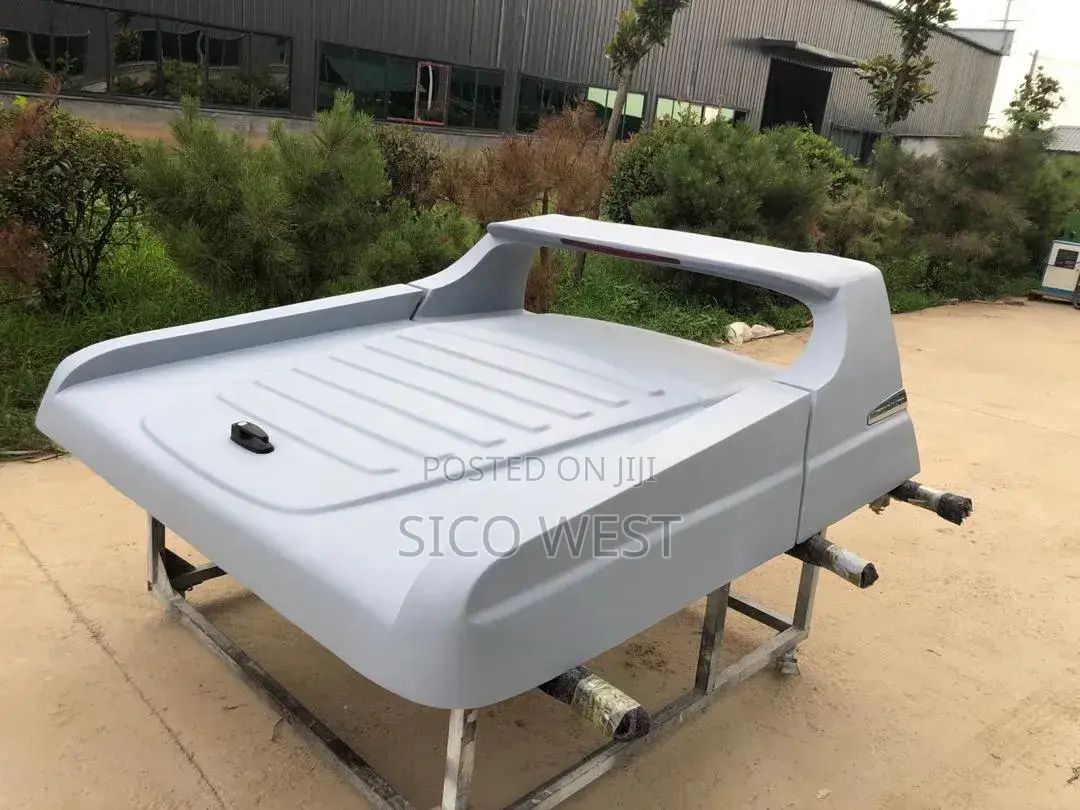 Carryboy Booth Cover for Toyota Hilux+06