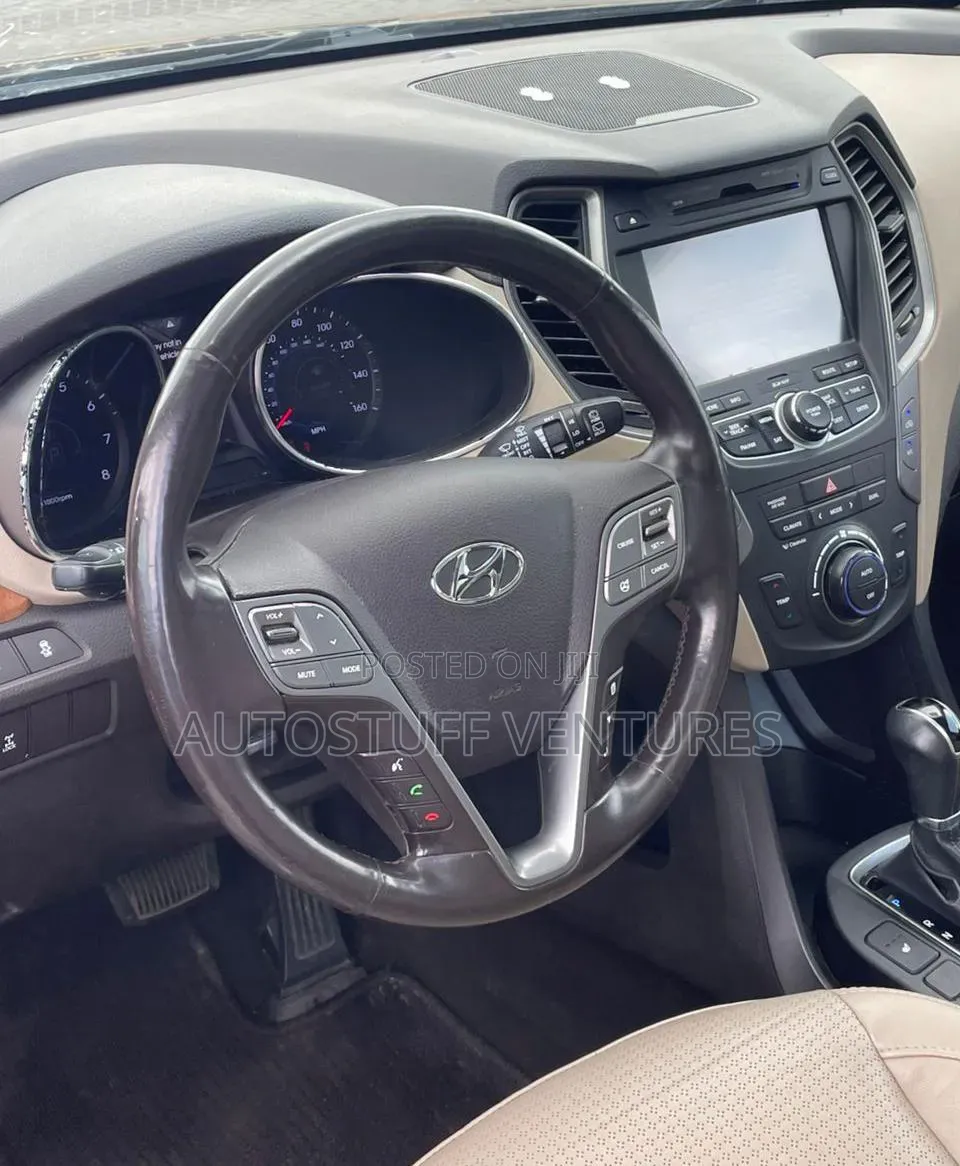 Hyundai Santa Fe 2013 Gray