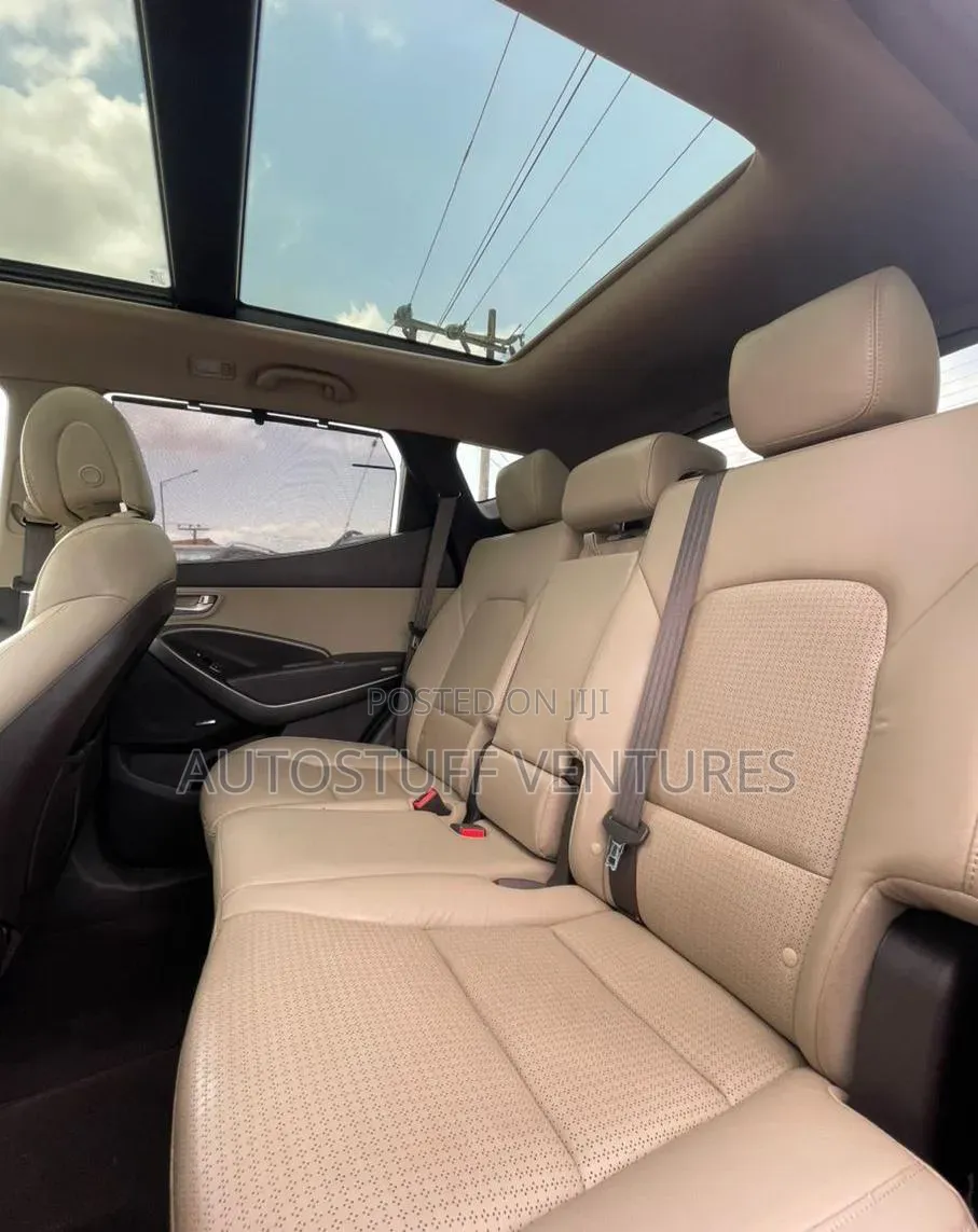 Hyundai Santa Fe 2013 Gray