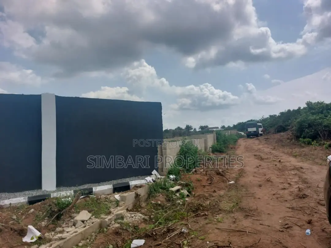 Plots of Land in Karis Palm Estate, Epe-Ijebu Ode Expressway.