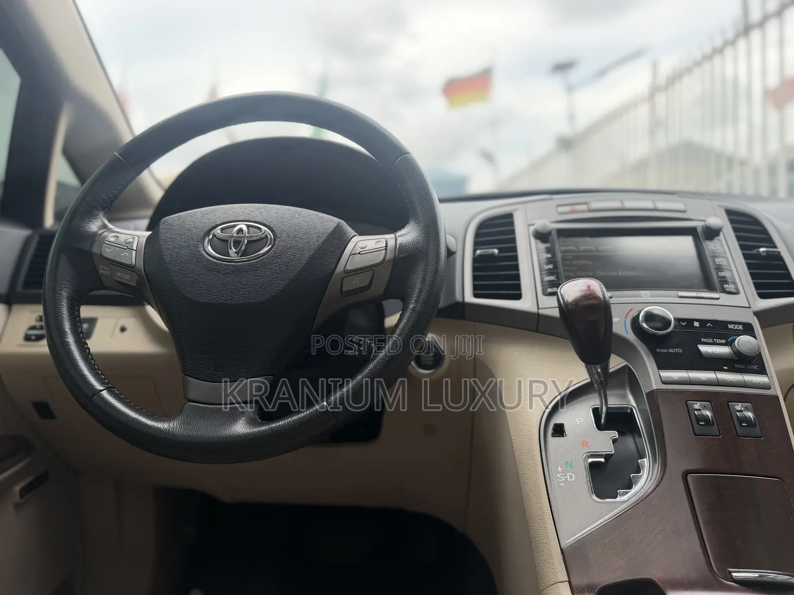 Toyota Venza V6 AWD 2010 Brown