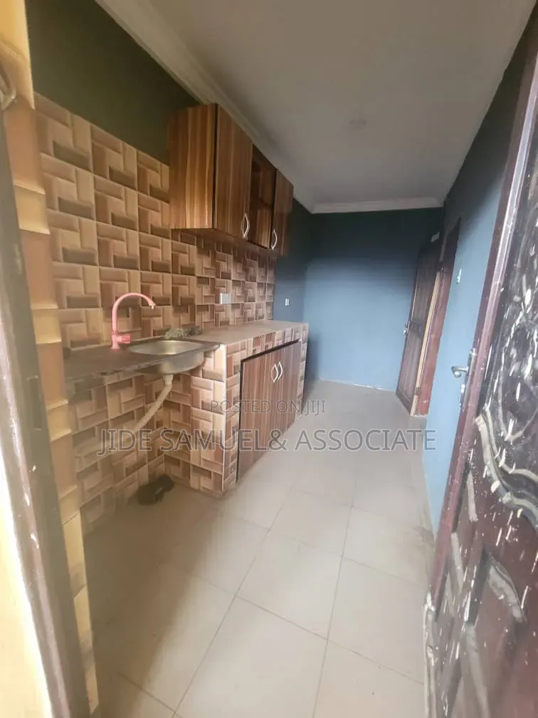 Furnished Mini Flat in Ayobo for rent