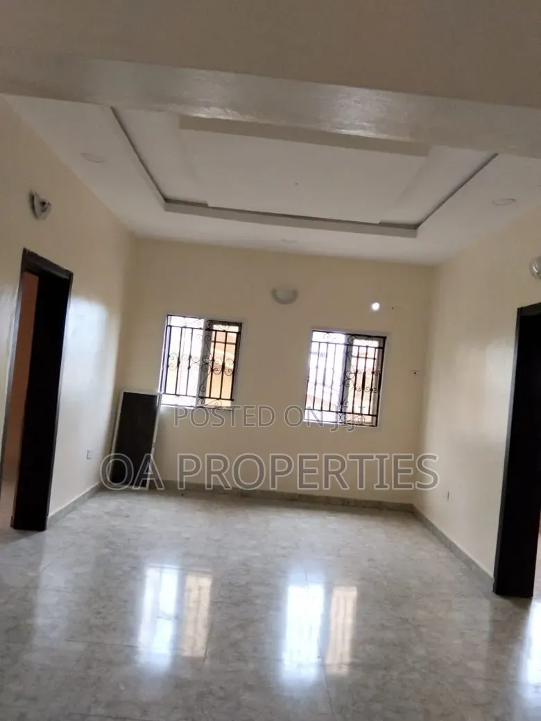 3bdrm Block of Flats in Ibadan for rent