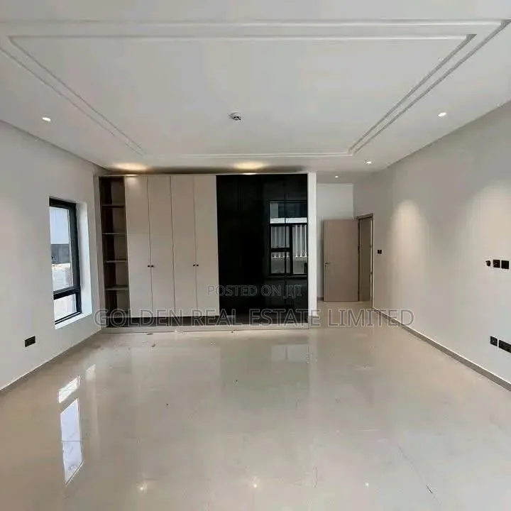 6bdrm Duplex in Katampe (Main) for sale