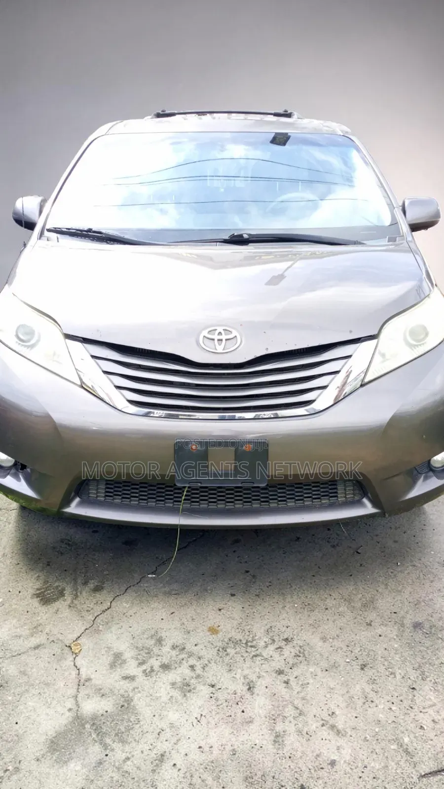Toyota Sienna 2011 Gray