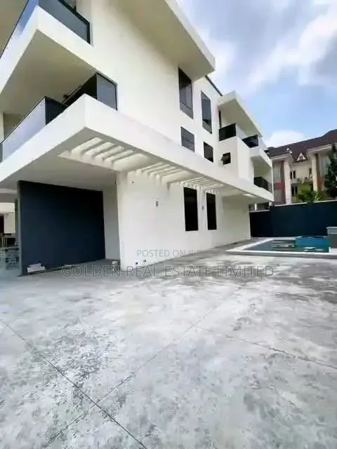 6bdrm Duplex in Guzape District for sale