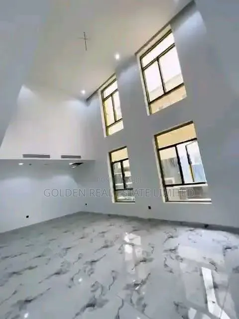 6bdrm Duplex in Guzape District for sale