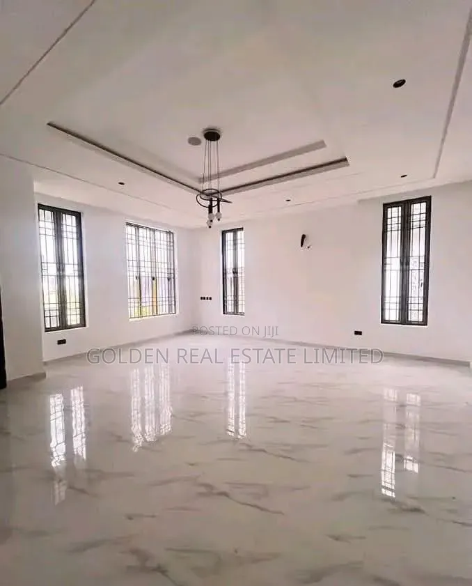 4bdrm Duplex in Apo Resettlement for sale