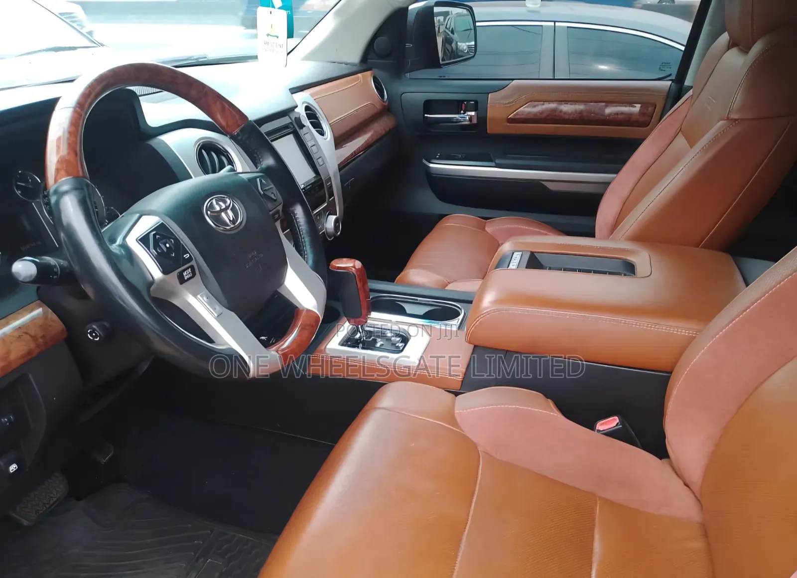 Toyota Tundra 2014 Brown