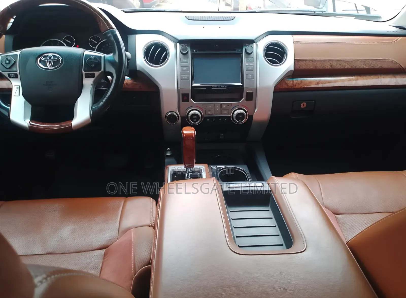 Toyota Tundra 2014 Brown