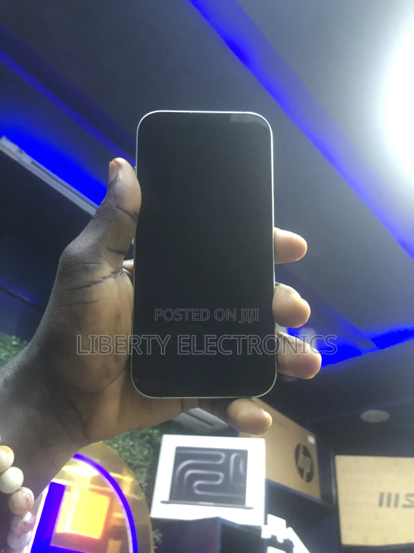 Apple iPhone 15 128 GB Green