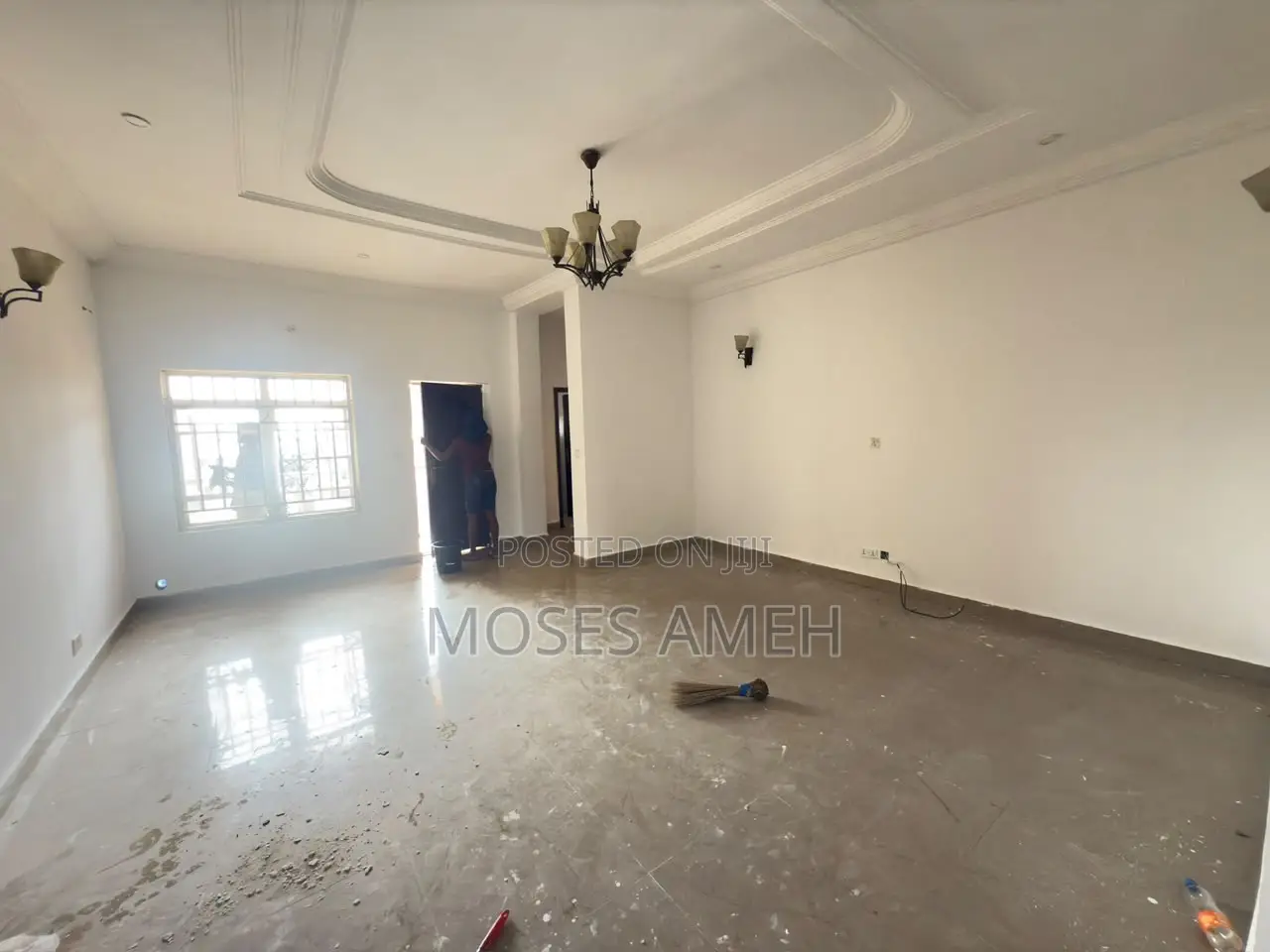 3bdrm Block of Flats in Wuye for rent