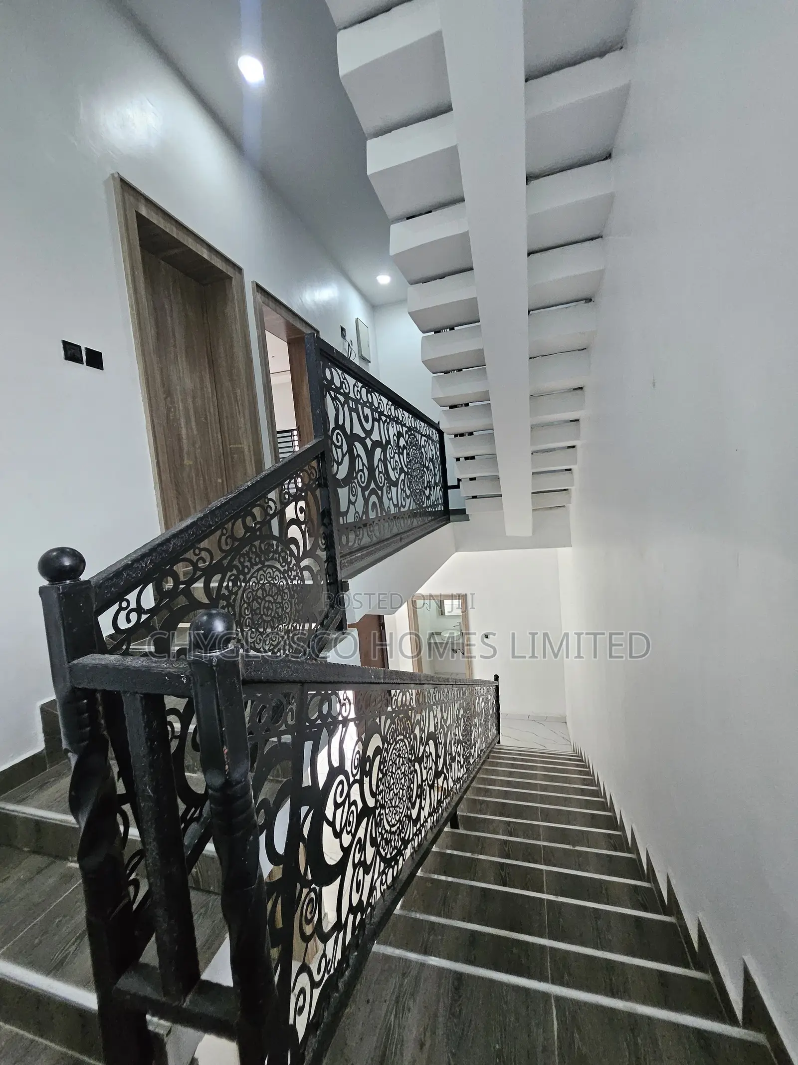 Furnished 3bdrm Duplex in Royal Park Estate, Eneka for sale