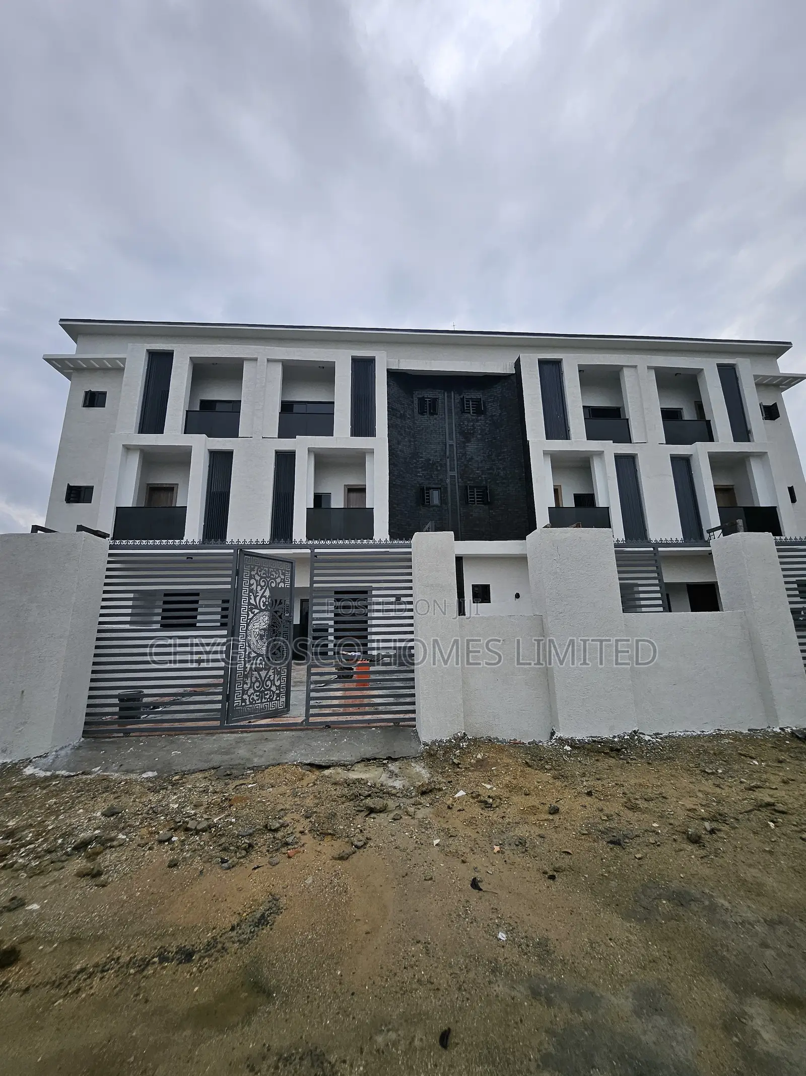 Furnished 3bdrm Duplex in Royal Park Estate, Eneka for sale