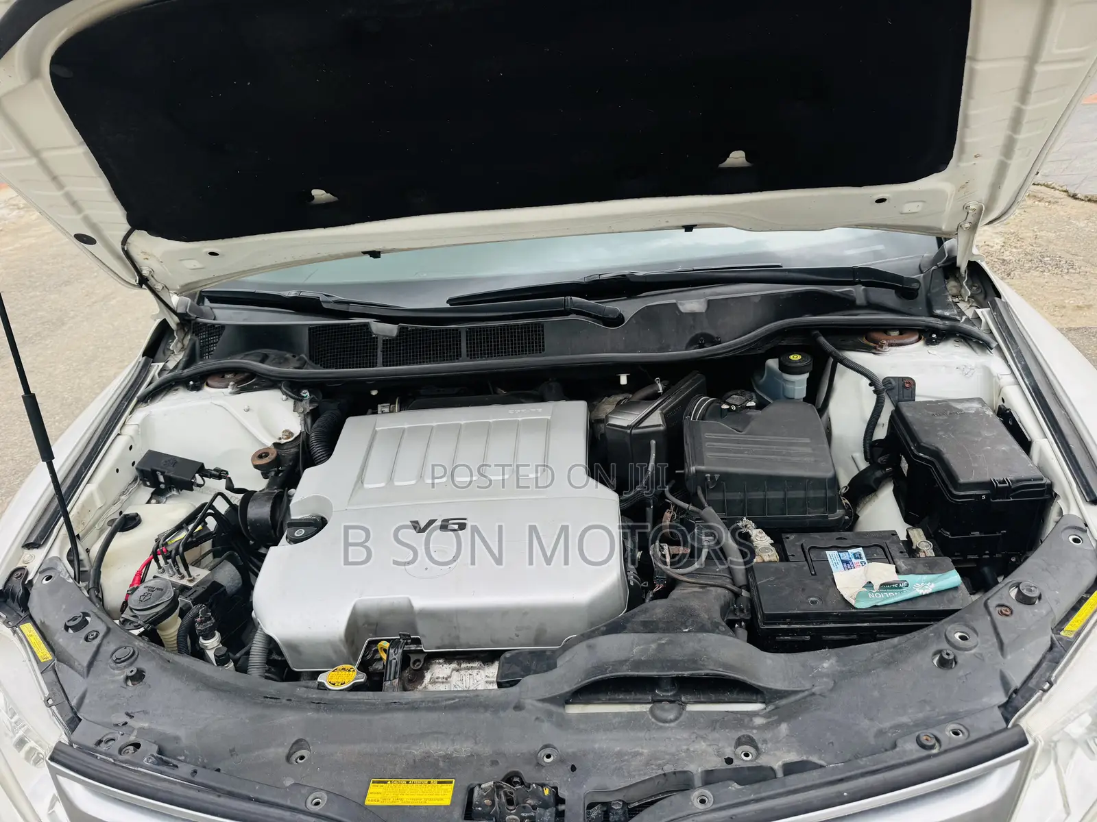 Toyota Venza V6 AWD 2010 White