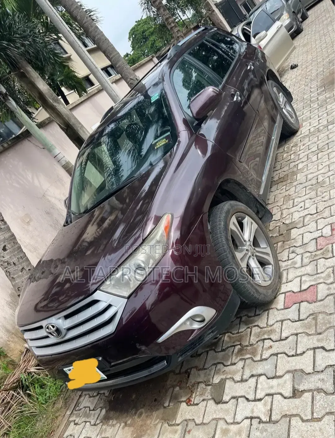 Toyota Highlander Limited 2012 Maroon