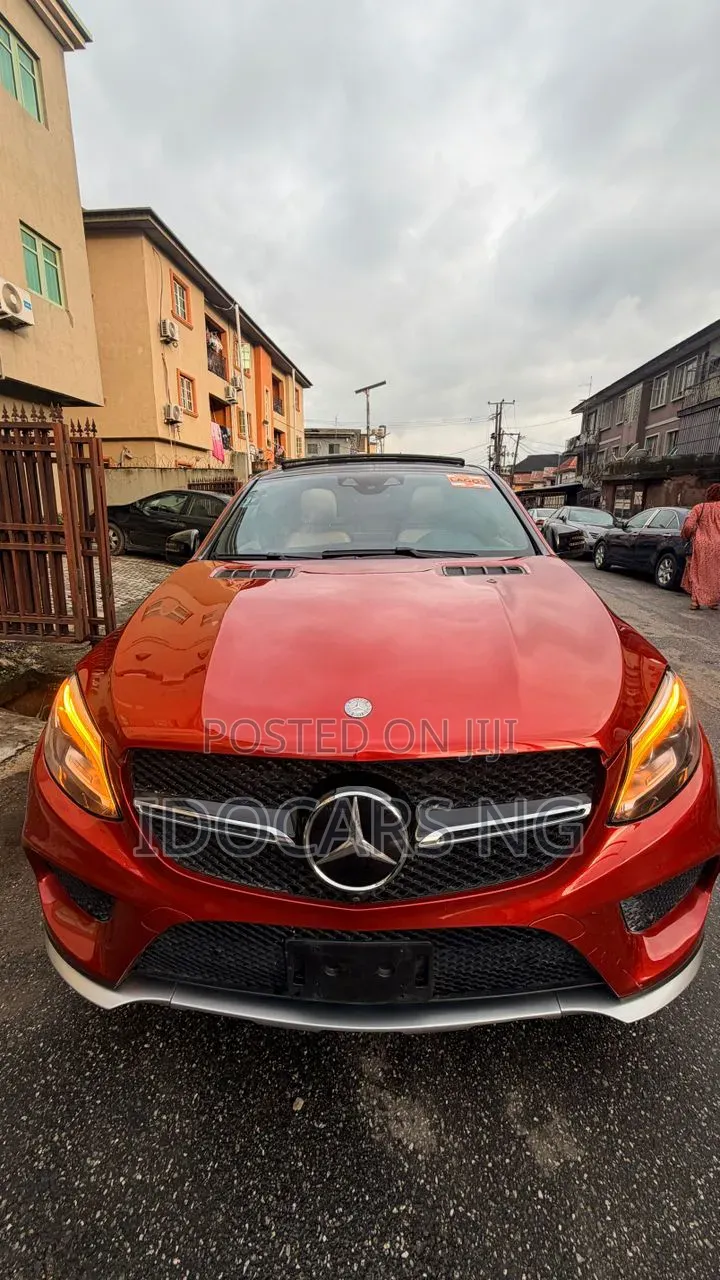 Mercedes-Benz GLE-Class 2016 Red