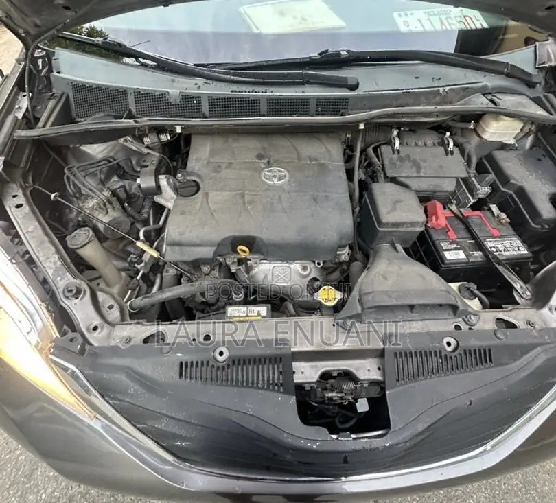 Toyota Sienna XLE 7 Passenger 2011 Brown