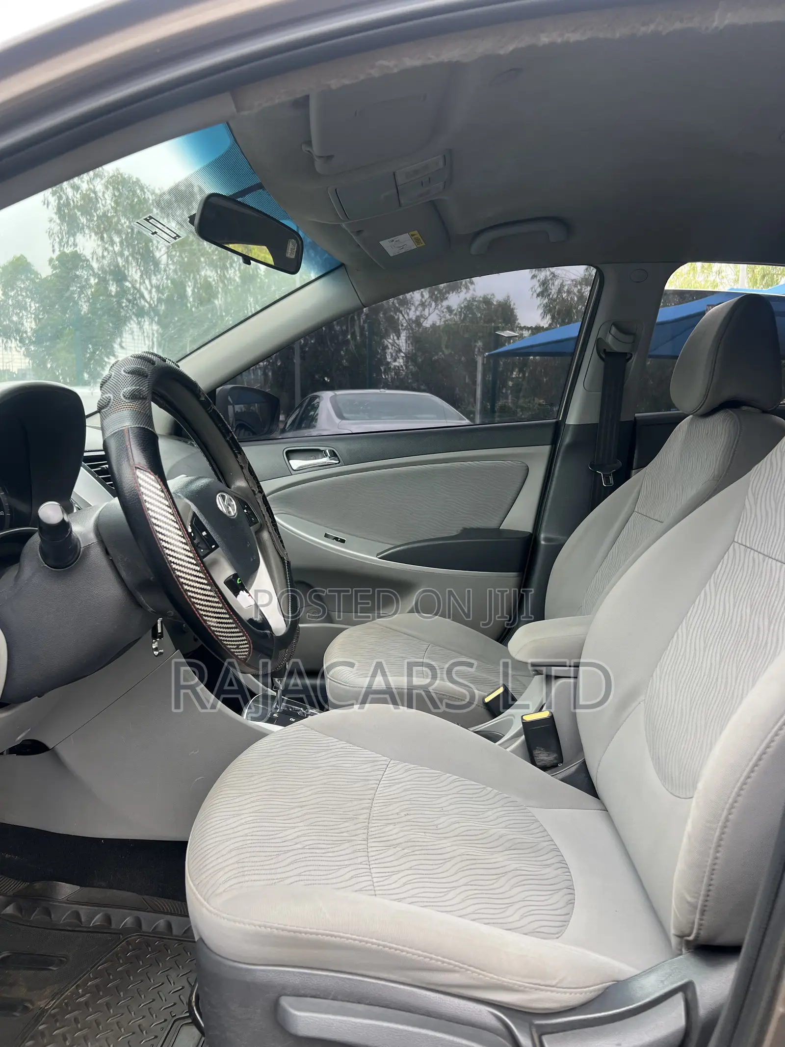 Hyundai Accent GS 2013 Gold