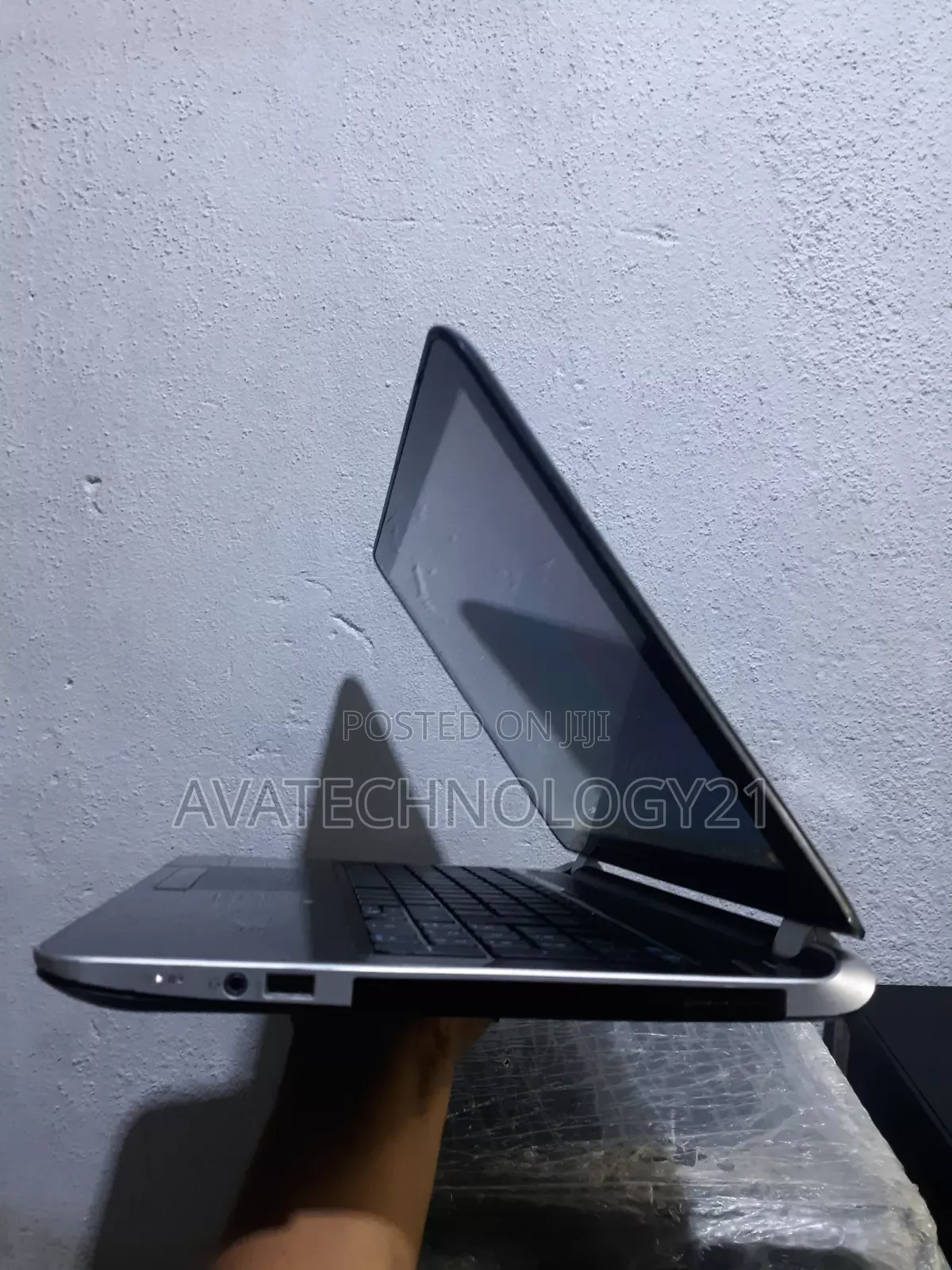 Laptop HP Pavilion 10 8GB AMD A8 SSD 256GB