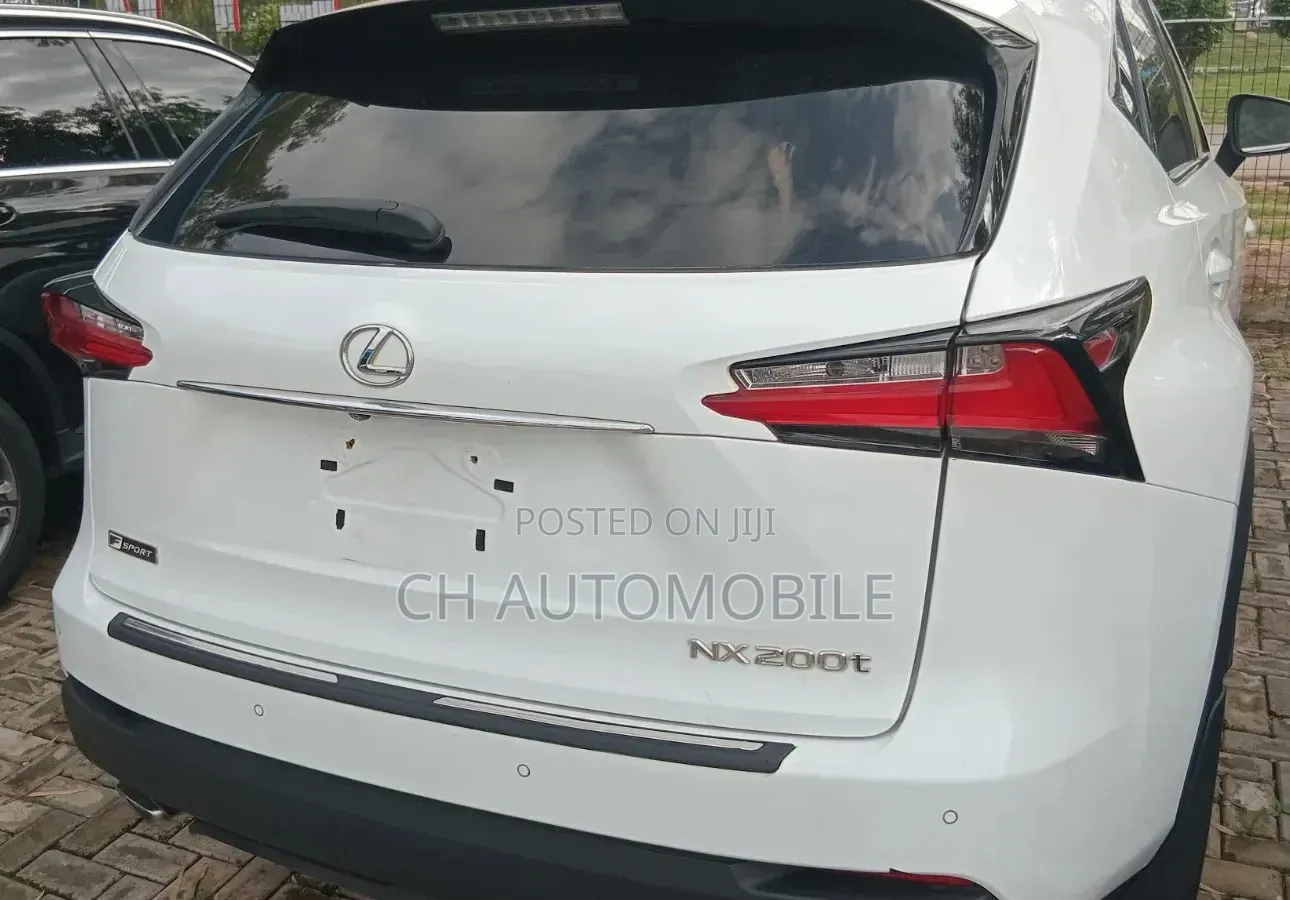Lexus NX 200t AWD 2017 Off white