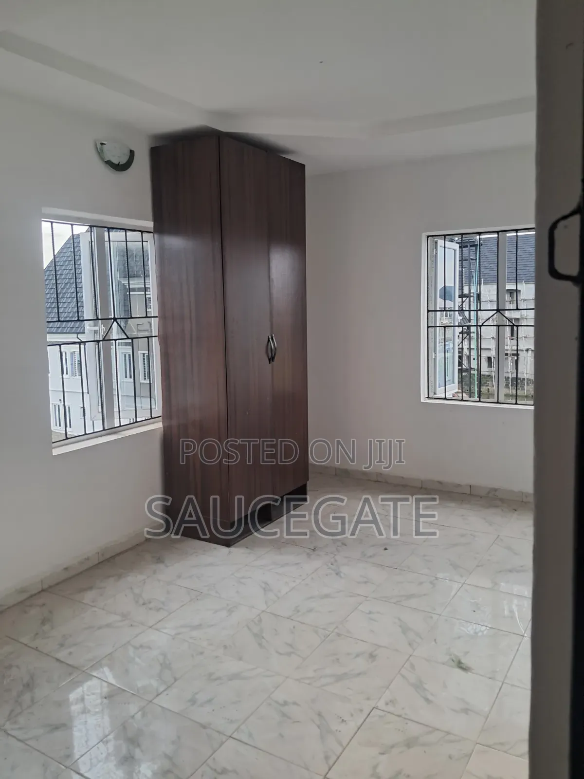 Mini Flat in Satellite Town for rent