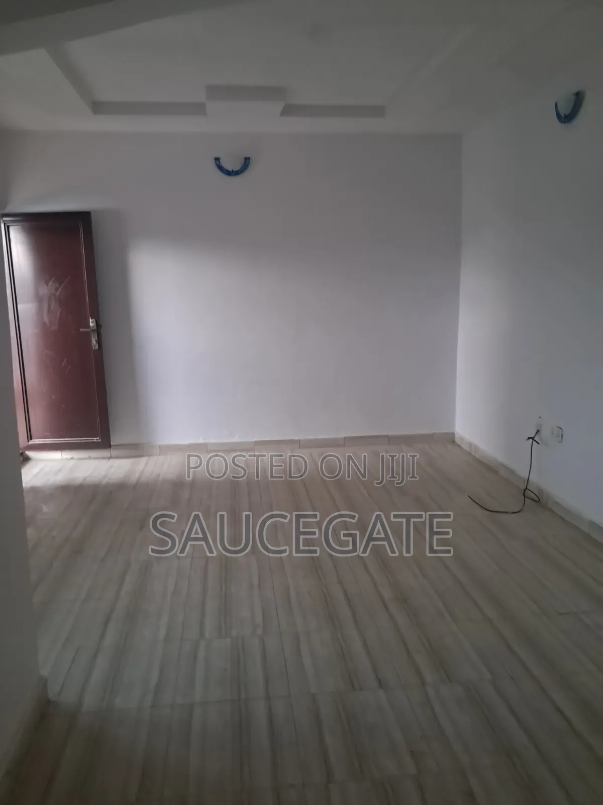 Mini Flat in Satellite Town for rent