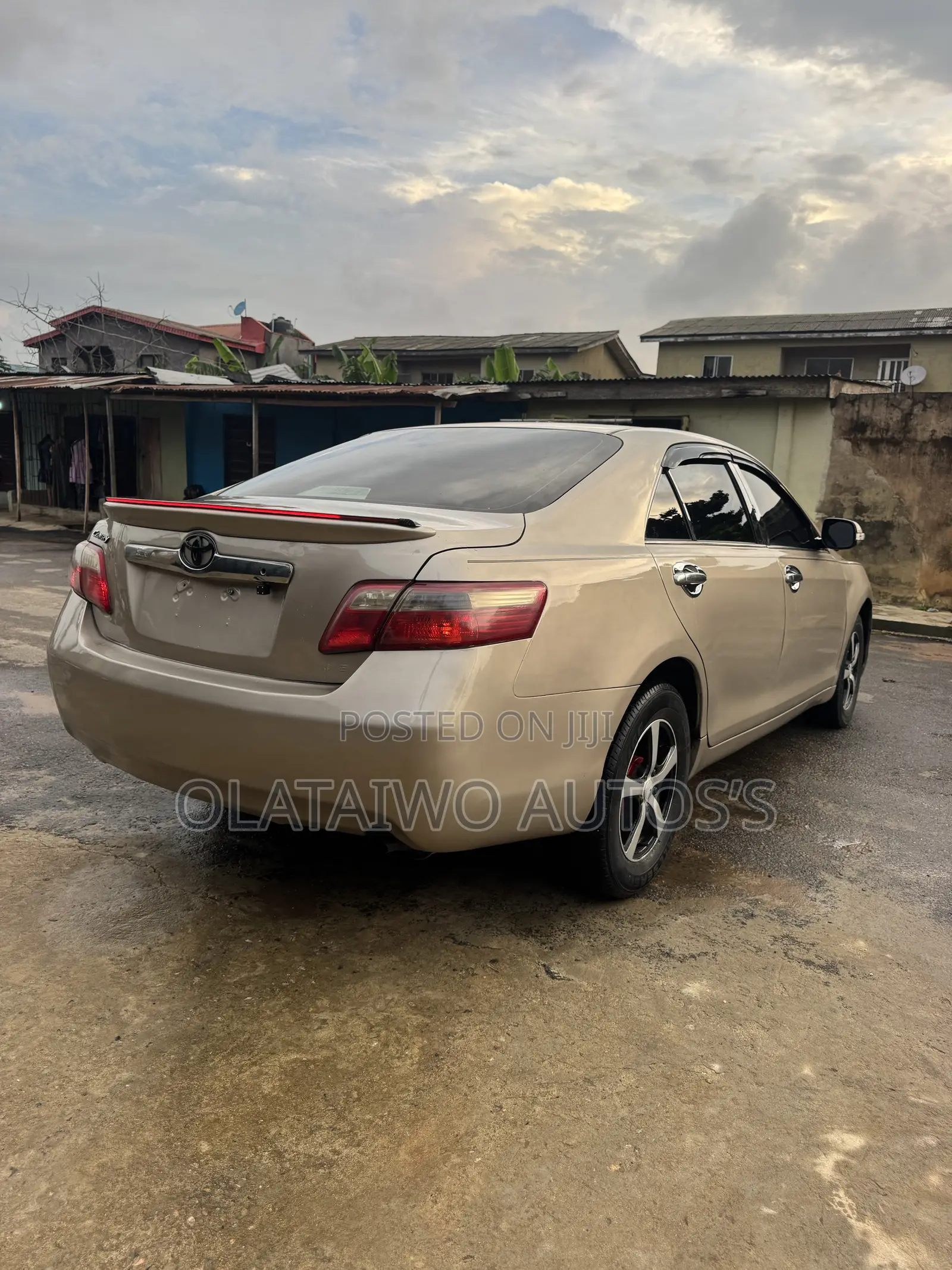 Toyota Camry LE 4dr Sedan (2.4L 4cyl 5A) 2008 Gold