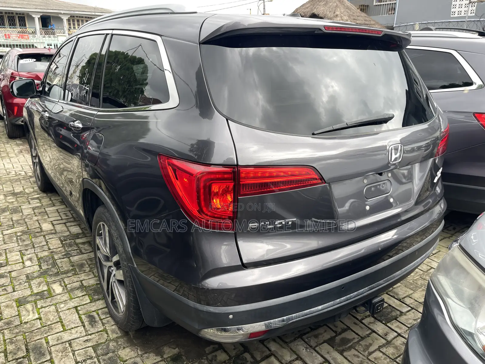 Honda Pilot Elite 4dr AWD (3.5L 6cyl 9A) 2016 Gray