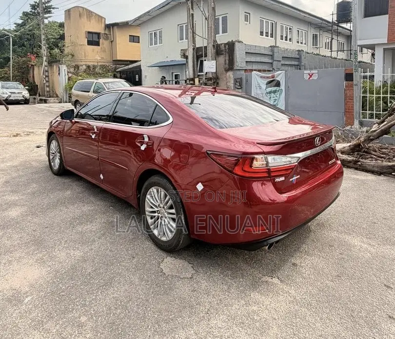 Lexus ES 350 FWD 2013 Red