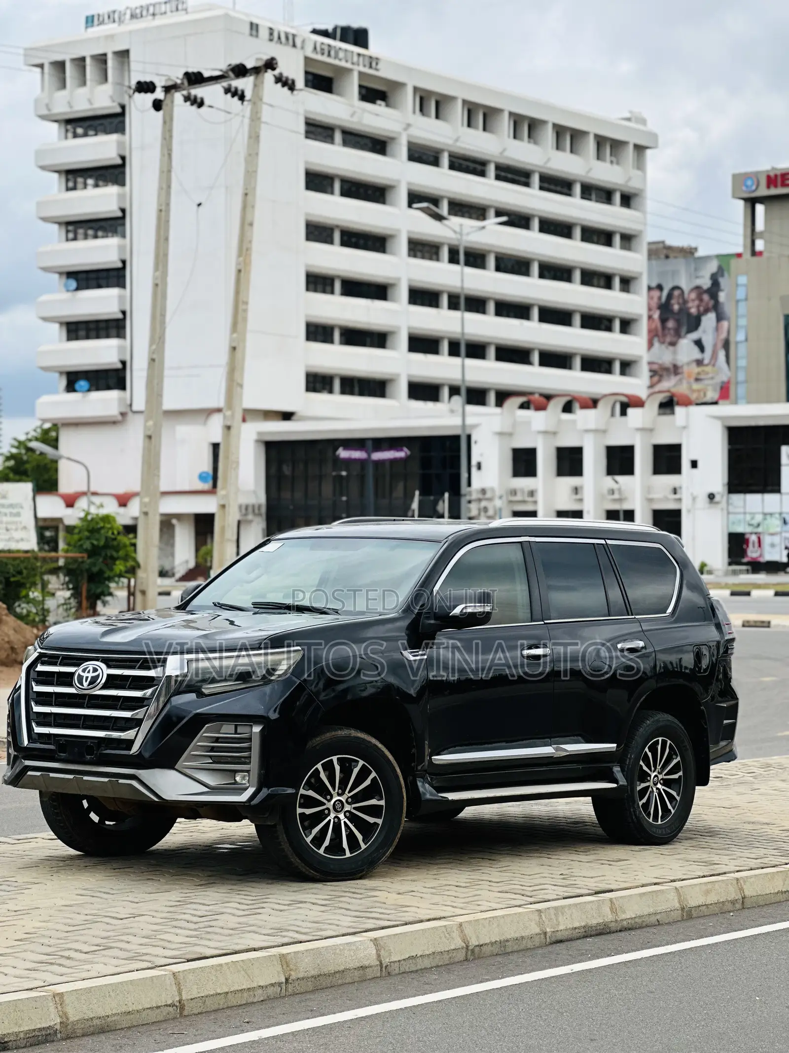 Toyota Land Cruiser Prado 2012 Black