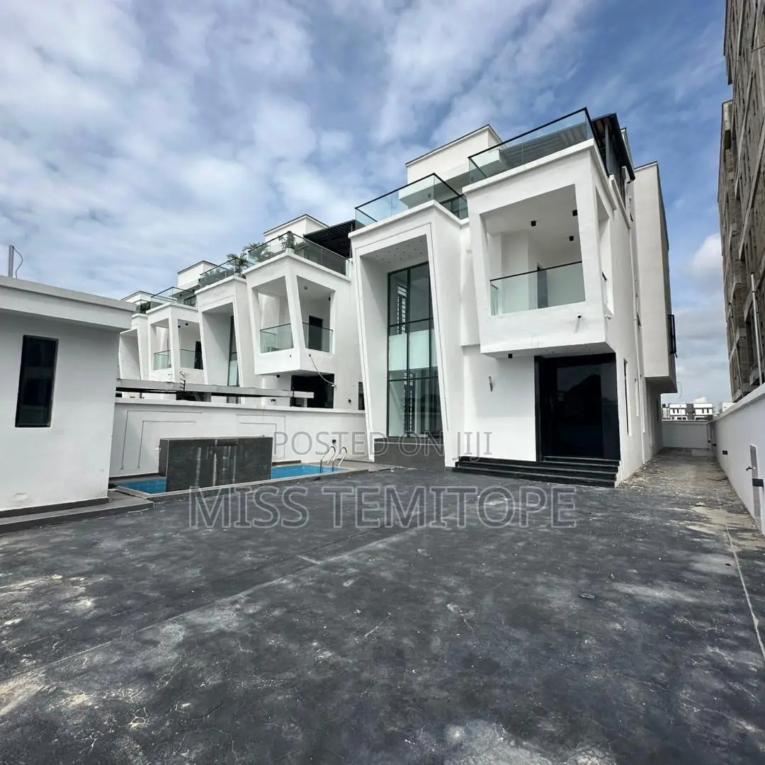 5bdrm Duplex in Lekki Phase 1 for sale