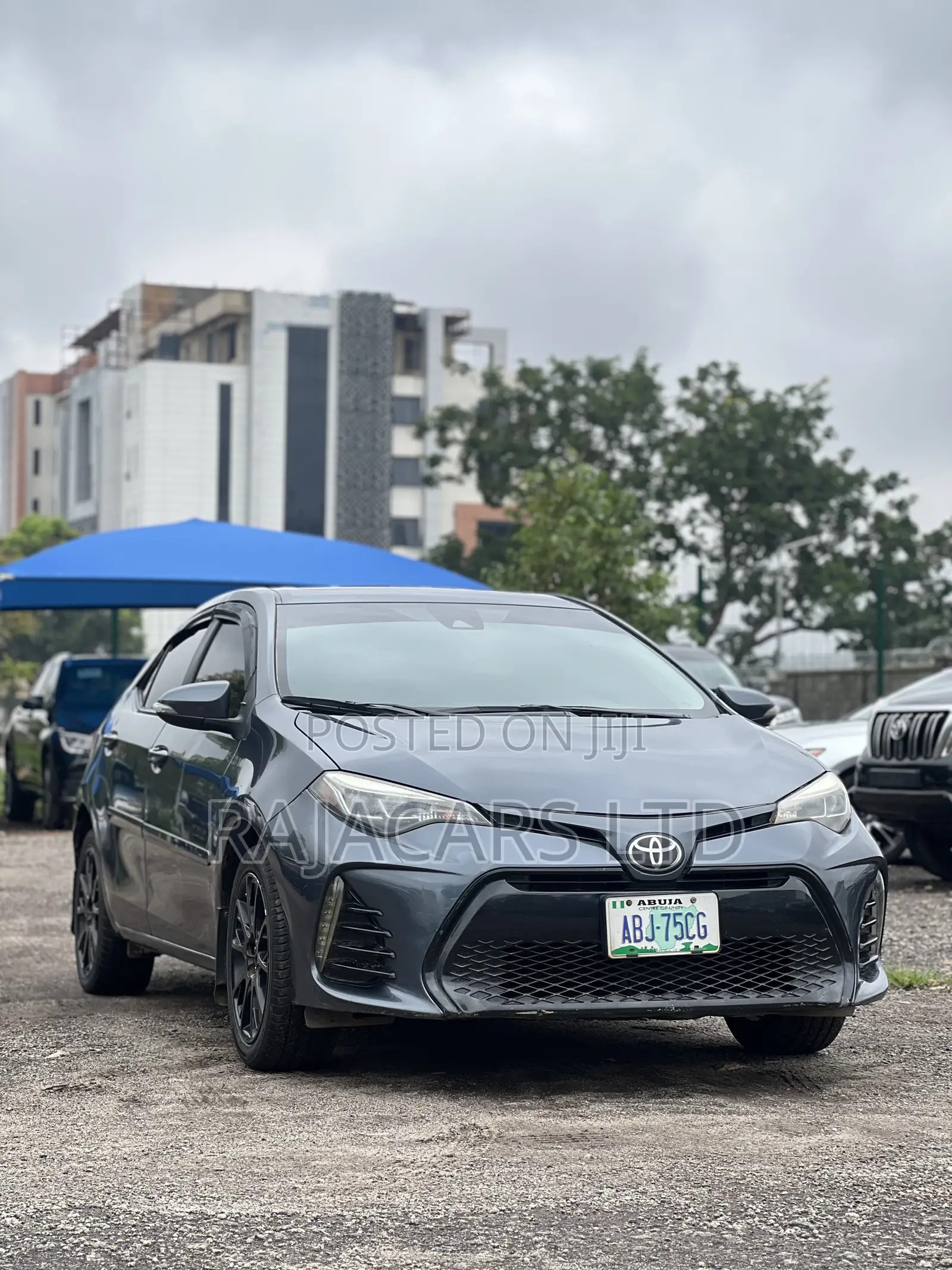 Toyota Corolla XSE 4dr Sedan (1.8L 4cyl CVT) 2017 Gray