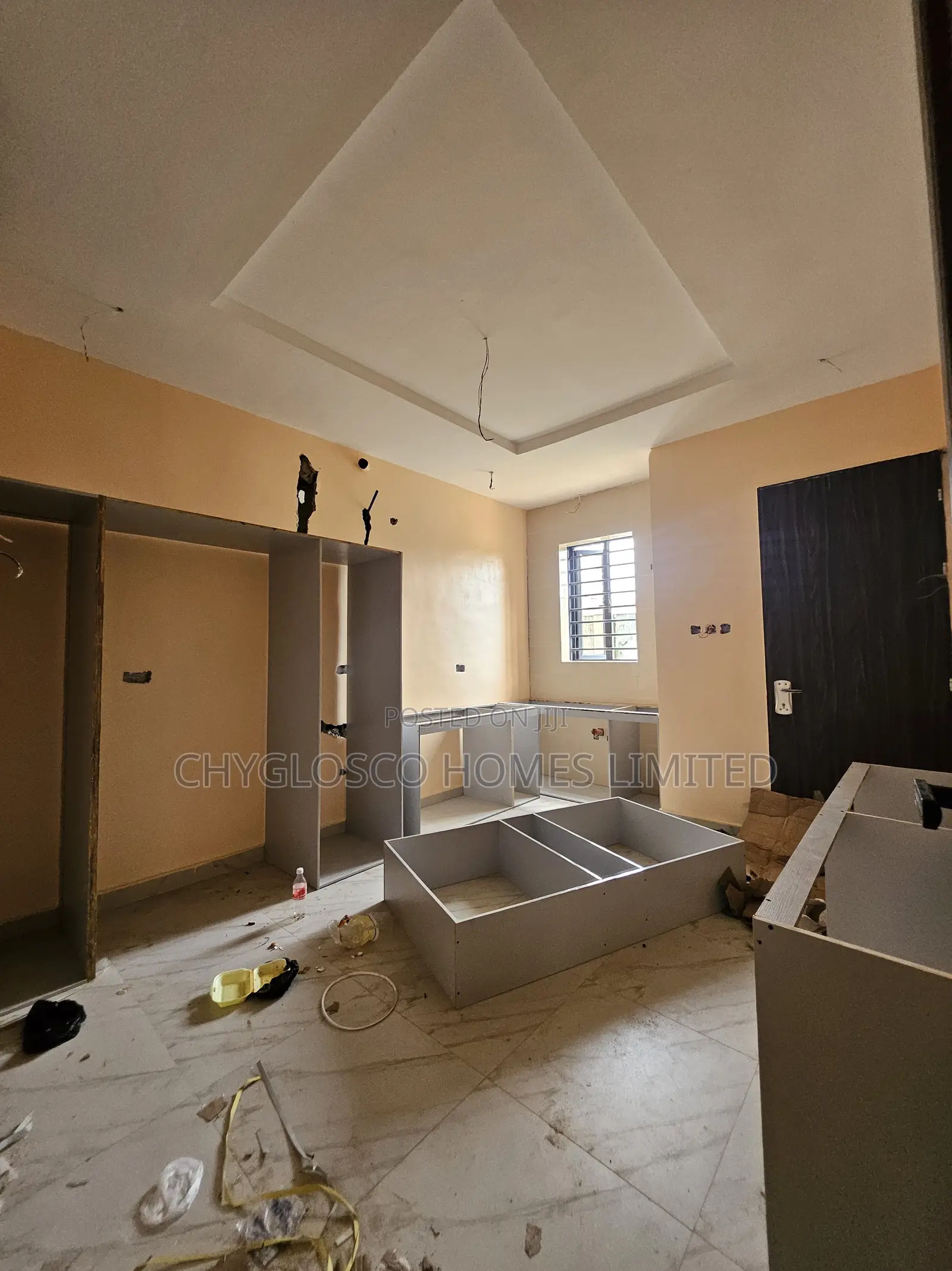 Furnished 4bdrm Duplex in Ruuodomaya for sale