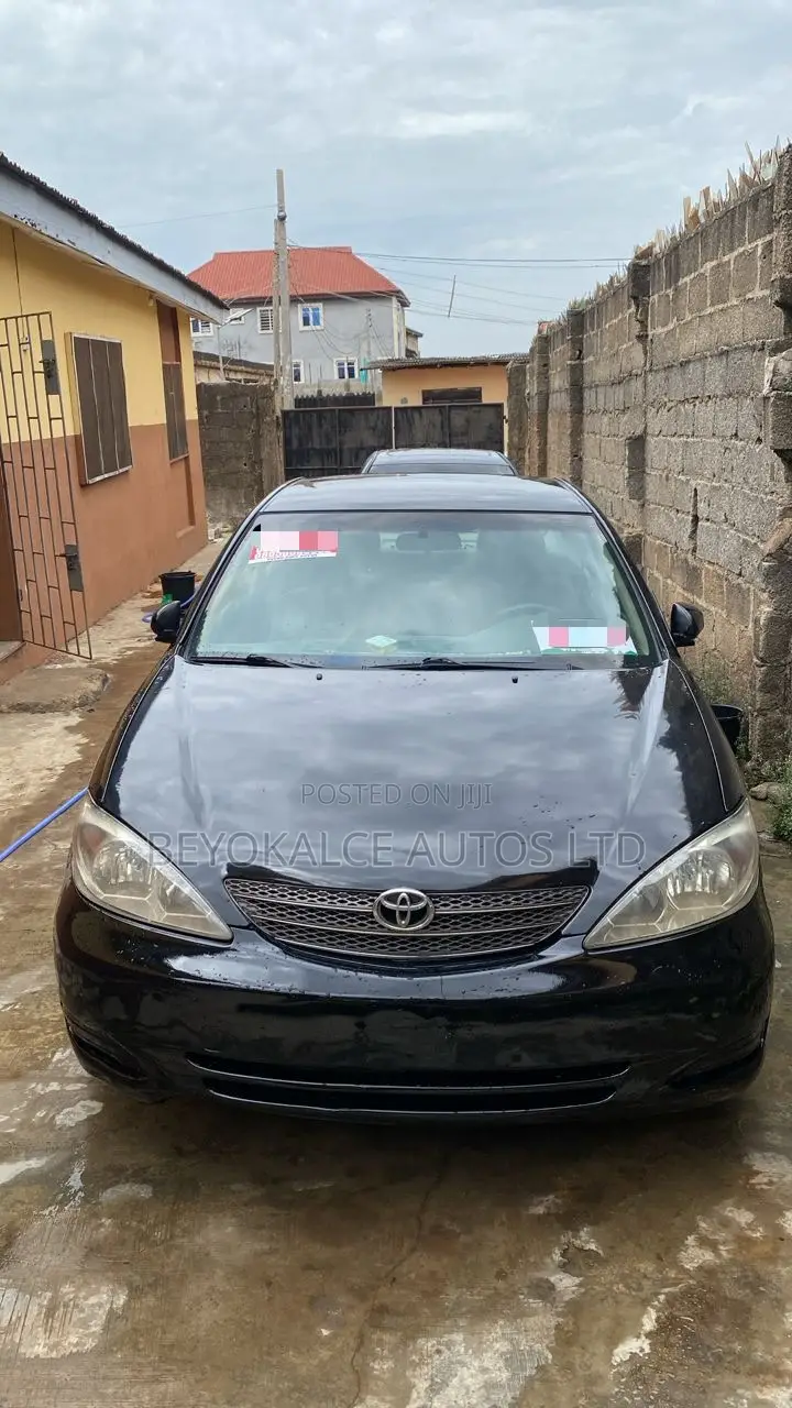 Toyota Camry LE 4dr Sedan (2.4L 4cyl 4A) 2004 Black