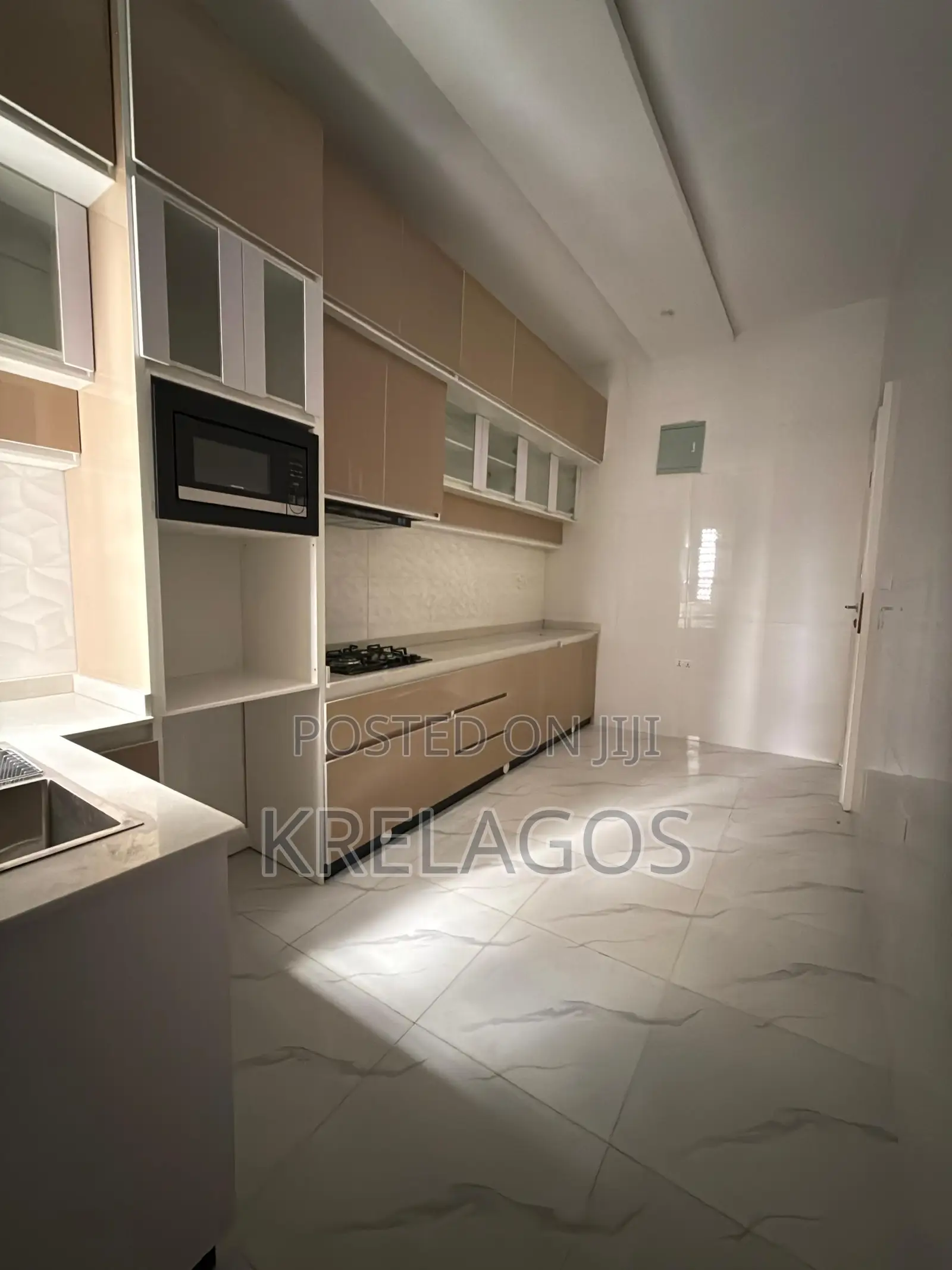 4bdrm Duplex in Sangotedo for sale