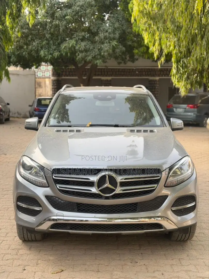 Mercedes-Benz GLE-Class GLE 350d 4MATIC 2016 Silver