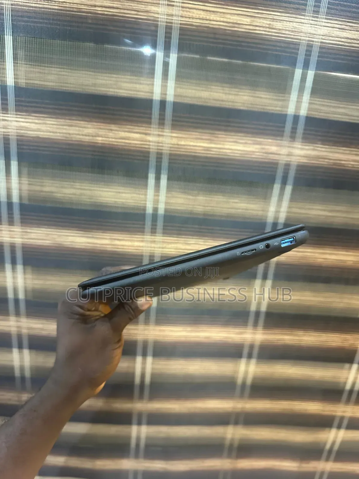 Laptop Geo Geobook 1E 4GB Intel Pentium SSD 60GB
