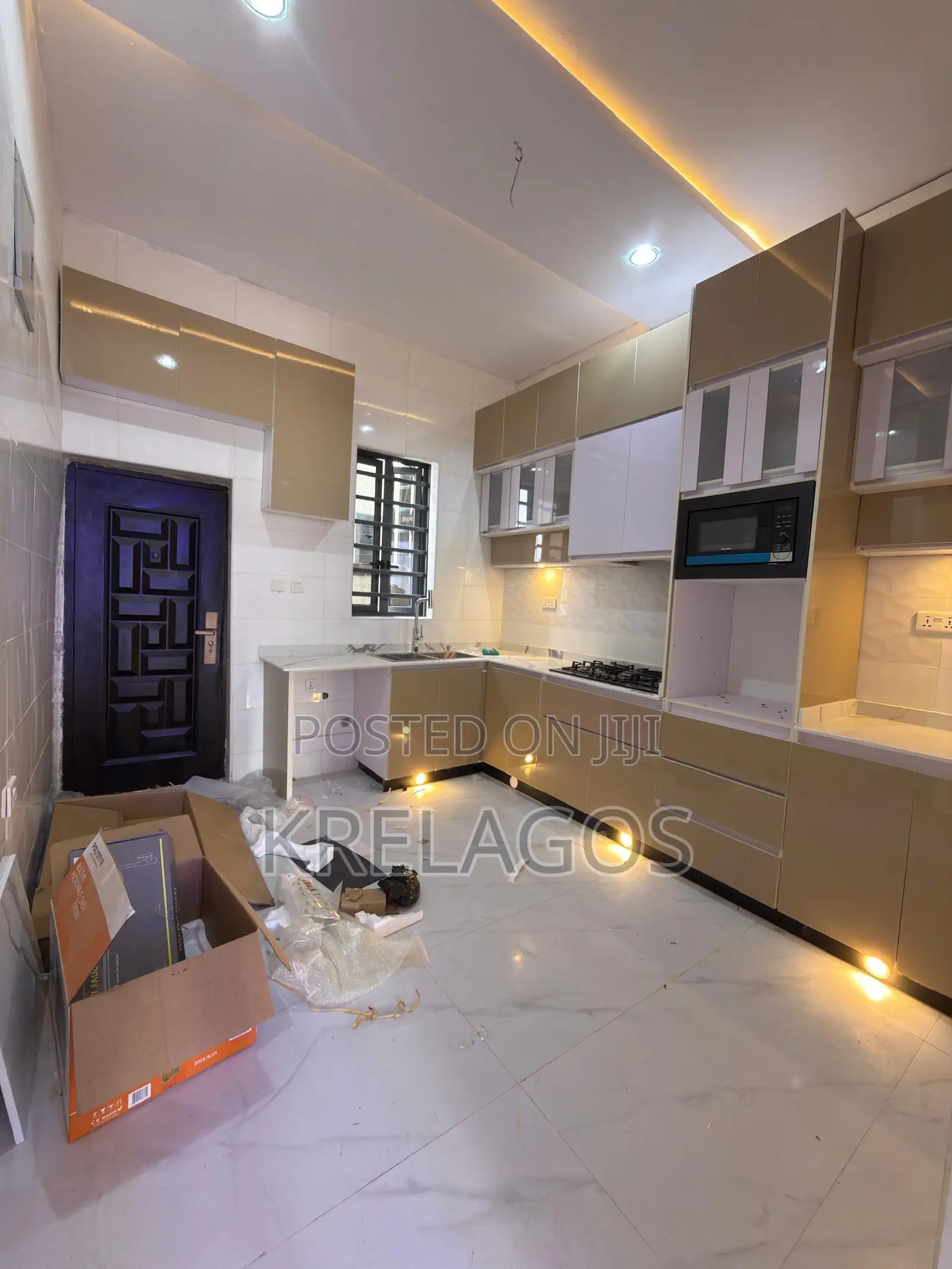 4bdrm Duplex in Sangotedo for sale