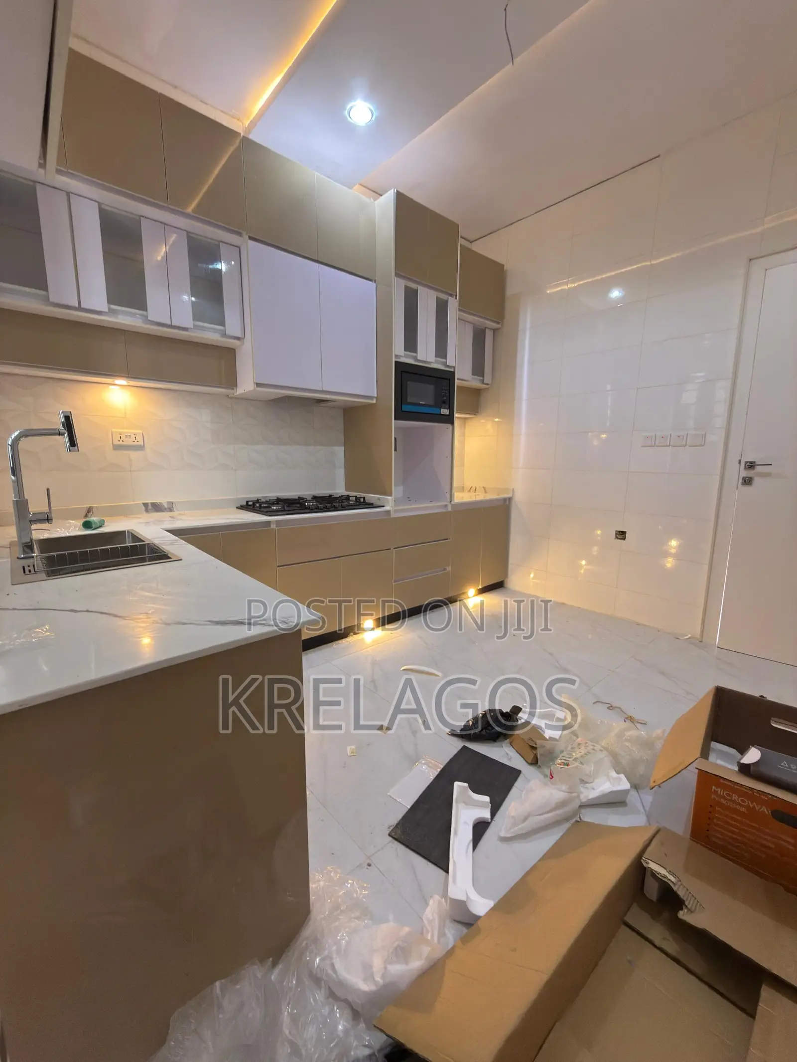 4bdrm Duplex in Sangotedo for sale