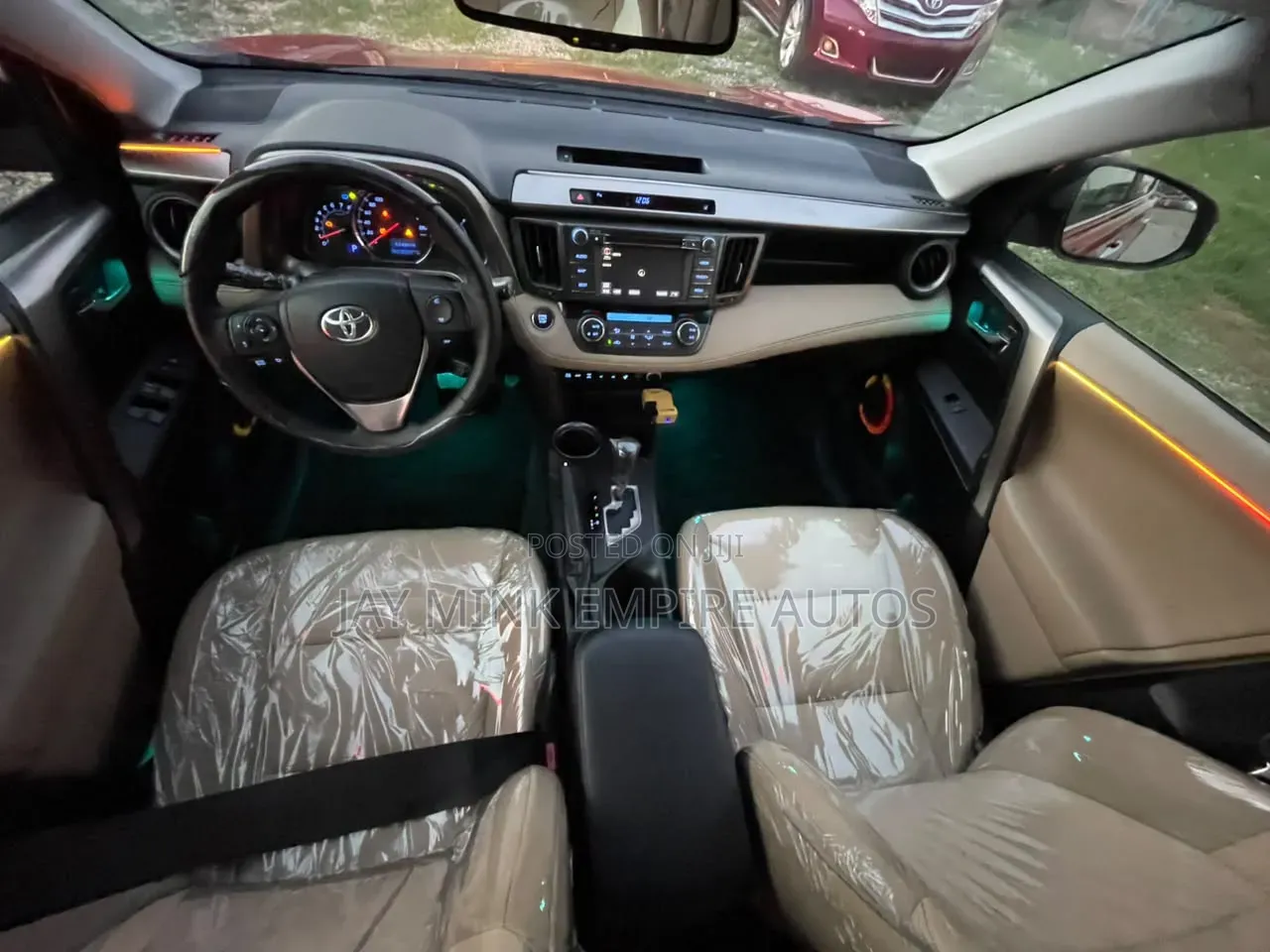 Toyota RAV4 2015 Orange