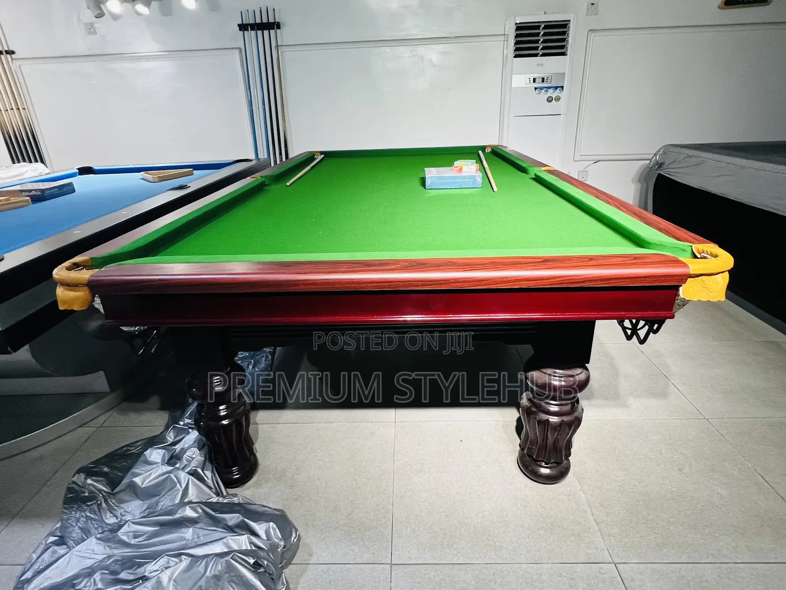 Billiard Pool Table