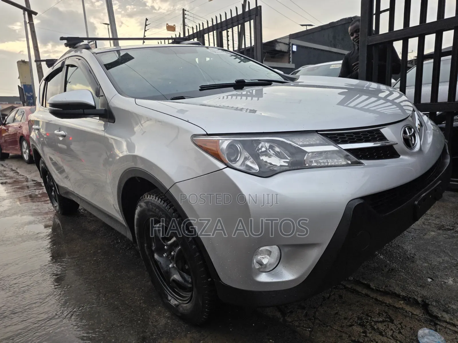 Toyota RAV4 Limited 4dr SUV AWD (2.5L 4cyl 6A) 2015 Silver