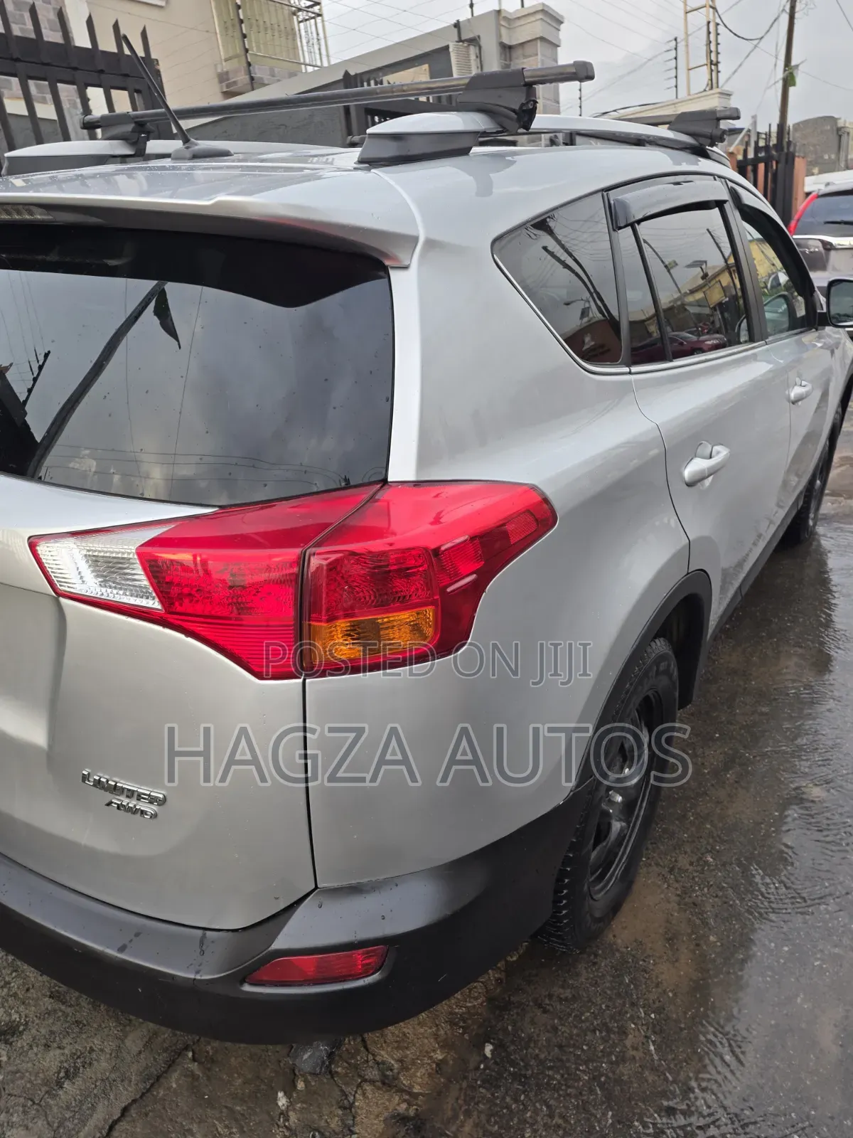 Toyota RAV4 Limited 4dr SUV AWD (2.5L 4cyl 6A) 2015 Silver